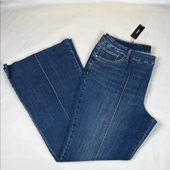 Express Women’s XL Reg 70’s Flare Mid Rise Flexx Hyper Stretch Frayed hem Jean - Picture 1 of 12